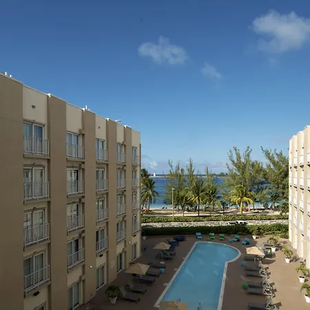 Courtyard By Marriott Nassau Downtown/Junkanoo Beach-2